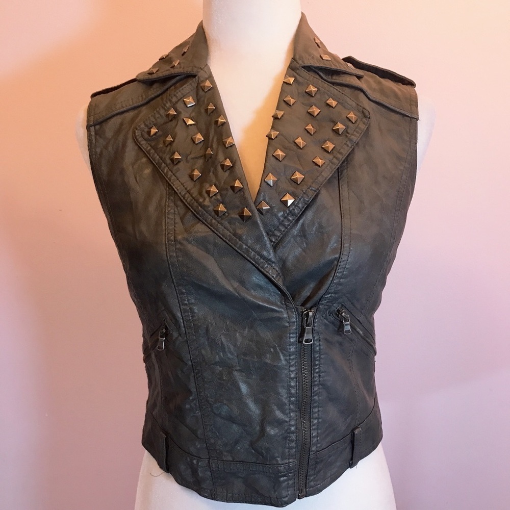 Bernardo Woman’s Vest Jacket XS